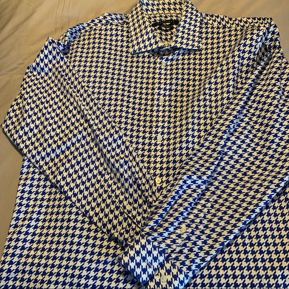 Sean John Button down dress shirt 17 1/2, 36/37